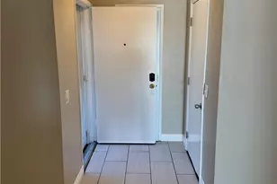 300 E Chestnut Ave, Santa Ana, CA 92701 - Photo 4