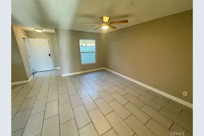 300 E Chestnut Avenue #301, Santa Ana, CA 92701 - Photo 6