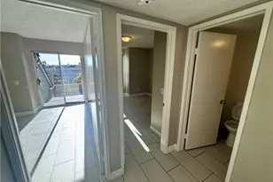300 E Chestnut Ave, Santa Ana, CA 92701 - Photo 20