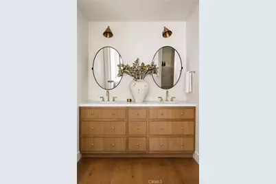 933 S Sycamore Avenue, Los Angeles, CA 90036 - Photo 32