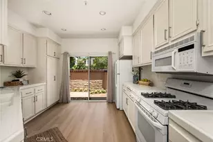 2345 Tryall, Tustin, CA 92782 - Photo 14