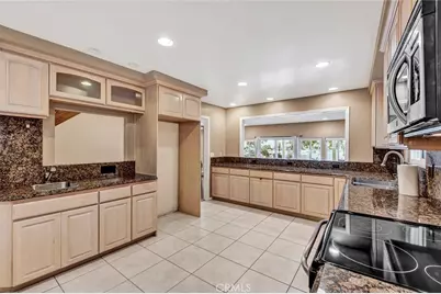 24466 Toledo Lane, Lake Forest, CA 92630 - Photo 6