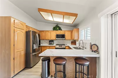 9684 Hemlock Street, Rancho Cucamonga, CA 91730 - Photo 10