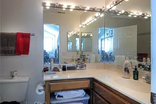 1042 Walnut St, Tustin, CA 92780 - Photo 20
