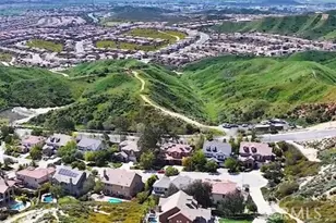 29790 Camino La Cumbre, Valencia, CA 91354 - Photo 42