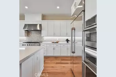 29790 Camino La Cumbre, Valencia, CA 91354 - Photo 4