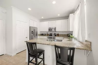 11 Pyrite, Rancho Santa Margarita, CA 92688 - Photo 10