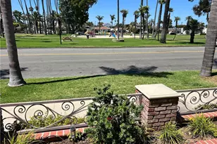 920 11th, Huntington Beach, CA 92648 - Photo 2