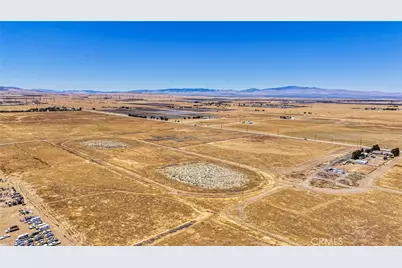 8500 W J Avenue, Del Sur, CA 93536 - Photo 16