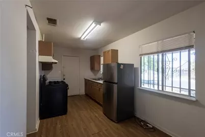 5660 40th Ave, Sacramento, CA 95824 - Photo 4