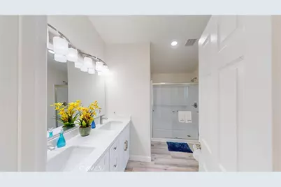 211 S Beach Boulevard #42, Anaheim, CA 92804 - Photo 16