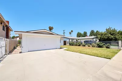 8147 Aldea Avenue, Lake Balboa, CA 91406 - Photo 28