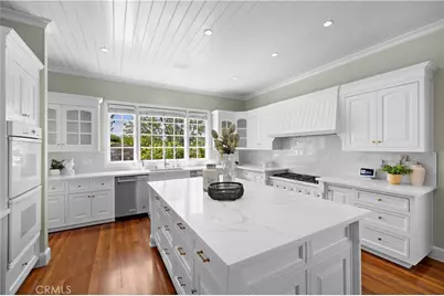 21 Emerald, Irvine, CA 92614 - Photo 2