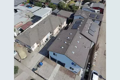 1019 E 84th Place, Los Angeles, CA 90001 - Photo 10