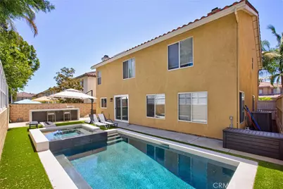 18 Via Pelayo, Rancho Santa Margarita, CA 92688 - Photo 2