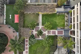 880 W 1st St, Los Angeles, CA 90012 - Photo 32
