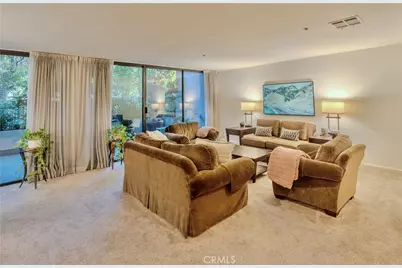 880 W 1st Street #204, Los Angeles, CA 90012 - Photo 4