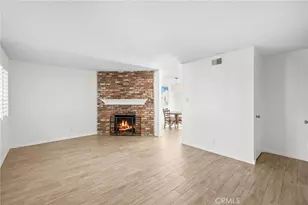 19843 Berkshire Ln, Huntington Beach, CA 92646 - Photo 2