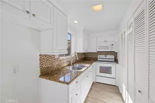 19843 Berkshire Ln, Huntington Beach, CA 92646 - Photo 4