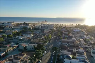 306 6th, Huntington Beach, CA 92648 - Photo 2