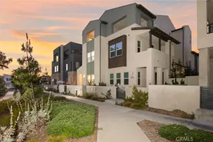 327 Baluster, Irvine, CA 92618 - Photo 62