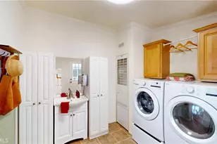 19350 Ward Street, Huntington Beach, CA 92646 - Photo 18