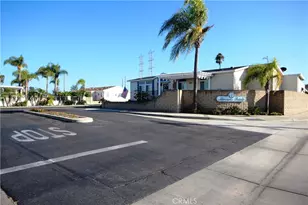 19350 Ward Street, Huntington Beach, CA 92646 - Photo 32