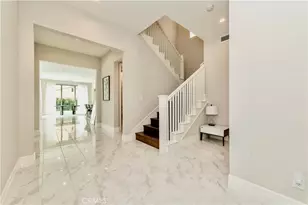 207 Coal Mine, Irvine, CA 92602 - Photo 4