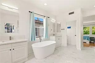 5 Upland, Irvine, CA 92602 - Photo 22