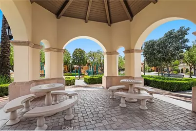 5 Upland, Irvine, CA 92602 - Photo 36