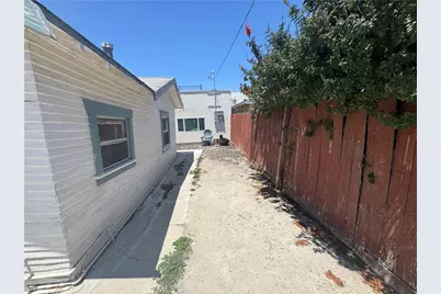 1079 W 22nd, San Pedro, CA 90731 - Photo 26