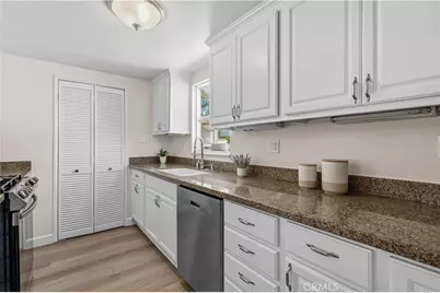 2003 W Willow Avenue, Orange, CA 92868 - Photo 16