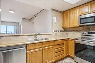 525 E Seaside Way, Long Beach, CA 90802 - Photo 24