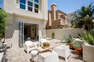 519 10th, Huntington Beach, CA 92648 - Photo 2