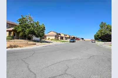 15338 Baxter Street, Victorville, CA 92394 - Photo 40
