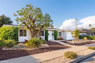 192 Buoy, Costa Mesa, CA 92627 - Photo 2