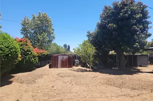 295 E Grevillia, Pomona, CA 91767 - Photo 14