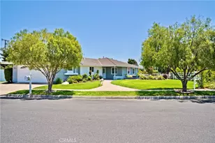 18211 Fairhaven, Santa Ana, CA 92705 - Photo 32