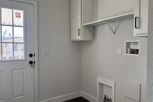 3595 Santa Fe Ave, Long Beach, CA 90810 - Photo 16