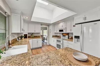 22 Rocky Knoll, Irvine, CA 92612 - Photo 8