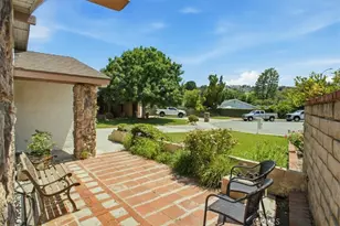 25097 Green Mill Ave, Newhall, CA 91321 - Photo 24