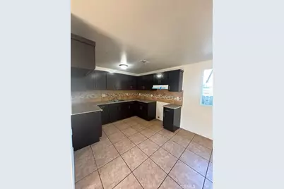 342 344 E 118th, Los Angeles, CA 90061 - Photo 8