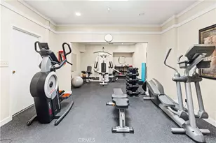 330 Cordova, Pasadena, CA 91101 - Photo 24