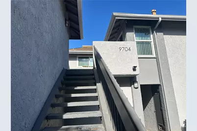 9704 Bickley, Huntington Beach, CA 92646 - Photo 2