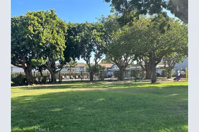 9704 Bickley, Huntington Beach, CA 92646 - Photo 26