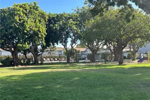 9704 Bickley, Huntington Beach, CA 92646 - Photo 26
