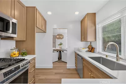 1325 Altura, San Clemente, CA 92673 - Photo 16