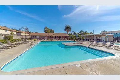19760 Kingswood, Huntington Beach, CA 92646 - Photo 34