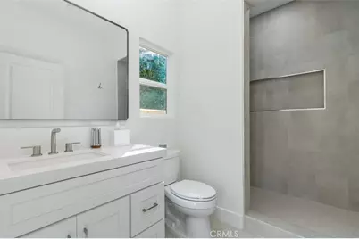 233 Santa Ana, Newport Beach, CA 92663 - Photo 16