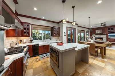 5612 Ocean Vista Drive, Huntington Beach, CA 92648 - Photo 8
